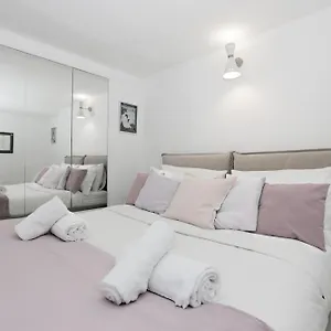 https://fashion-loft-8-min-to-milan.it-lombardy.com