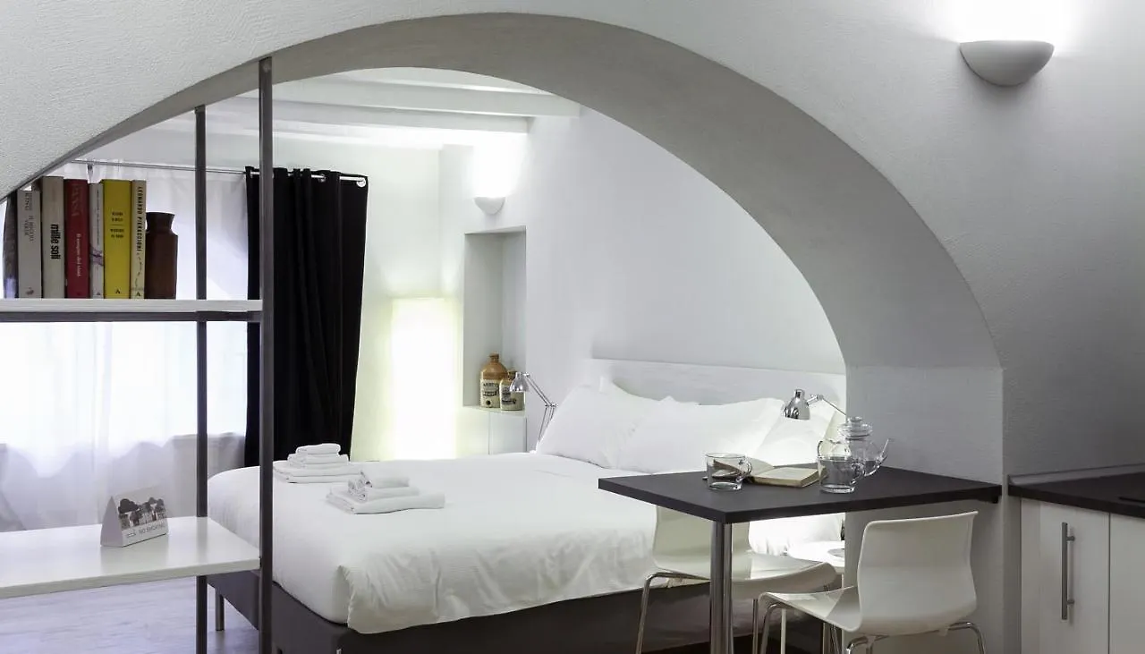 Italianway - Rosales 1 Studio Milan Italy